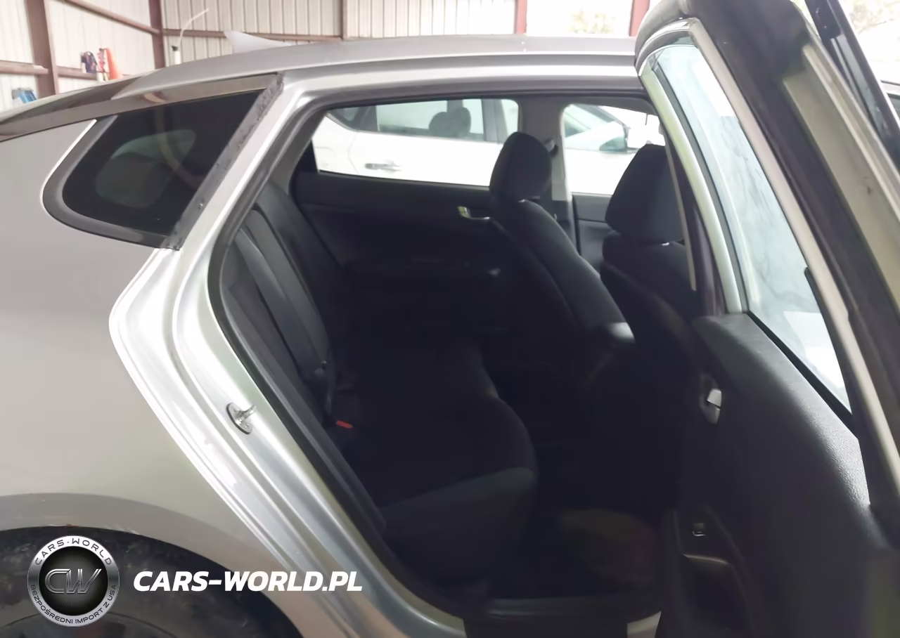 2019 Kia Optima Lx VIN:5XXGT4L32KG344739 - 8