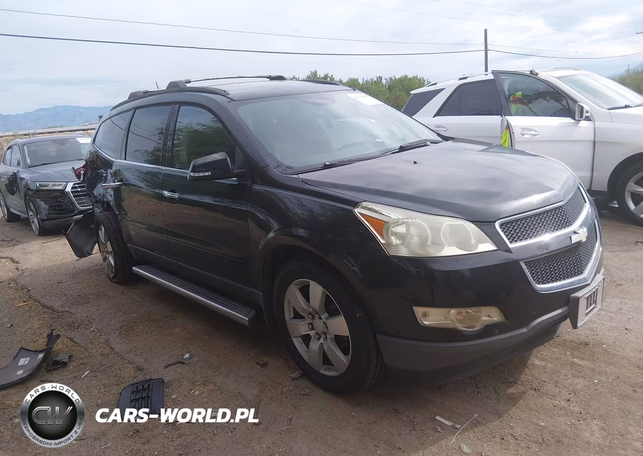 2011 Chevrolet Traverse 1Lt VIN:1GNKRGED0BJ305120 - 1