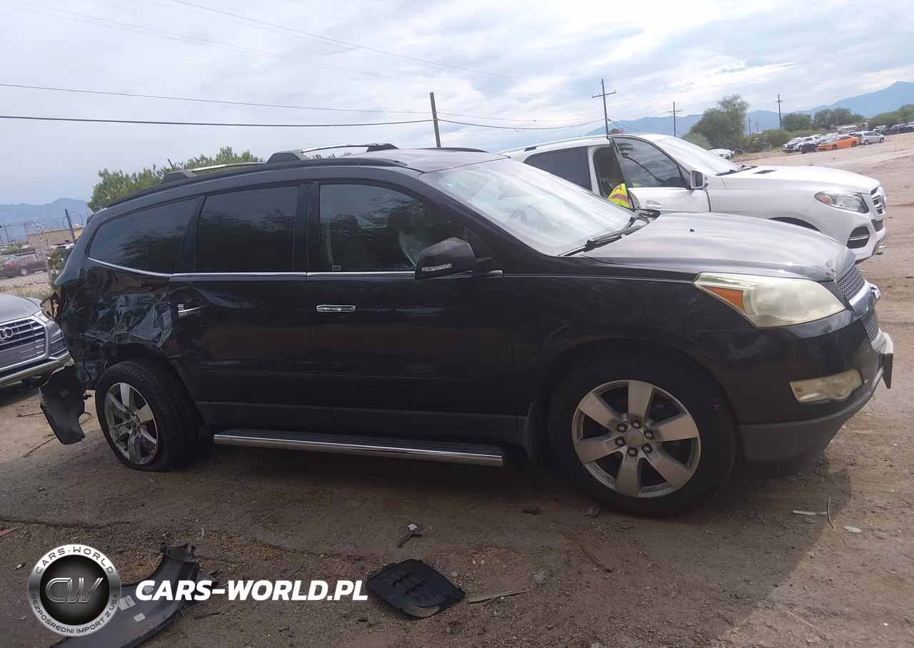 2011 Chevrolet Traverse 1Lt VIN:1GNKRGED0BJ305120 - 13