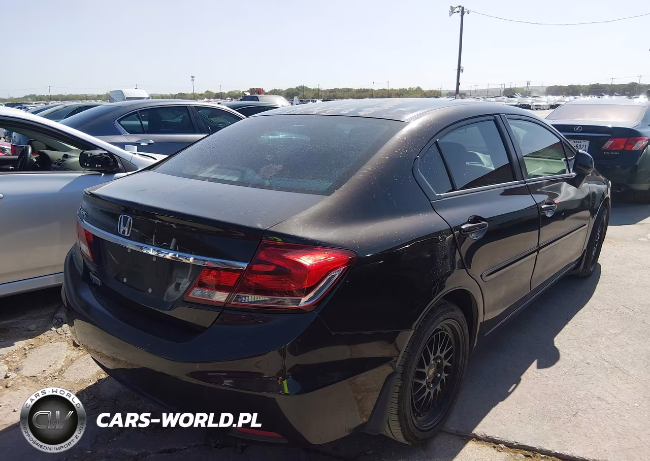 2013 Honda Civic Lx VIN:2HGFB2F5XDH583165 - 4