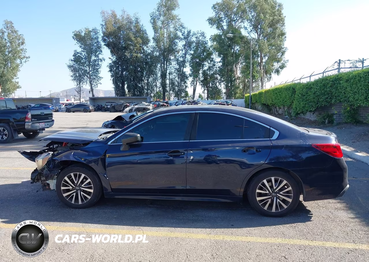 2018 Subaru Legacy 2.5I VIN:4S3BNAB64J3039319 - 16