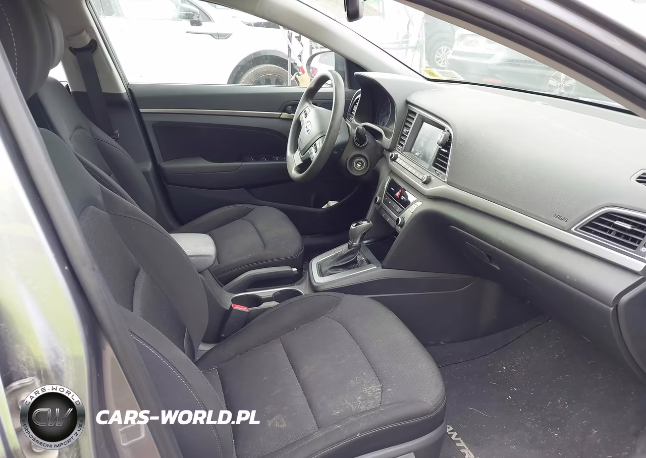 2018 Hyundai Elantra Sel VIN:5NPD84LF4JH267440 - 5