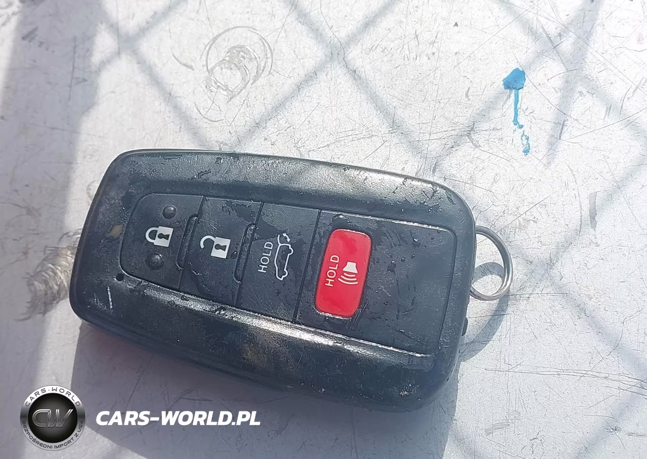 2022 Toyota Rav4 Hybrid Xle VIN:4T3RWRFV1NU070039 - 11
