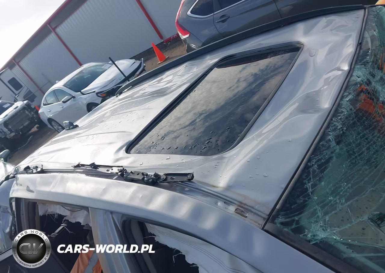 2022 Toyota Rav4 Hybrid Xle VIN:4T3RWRFV1NU070039 - 17