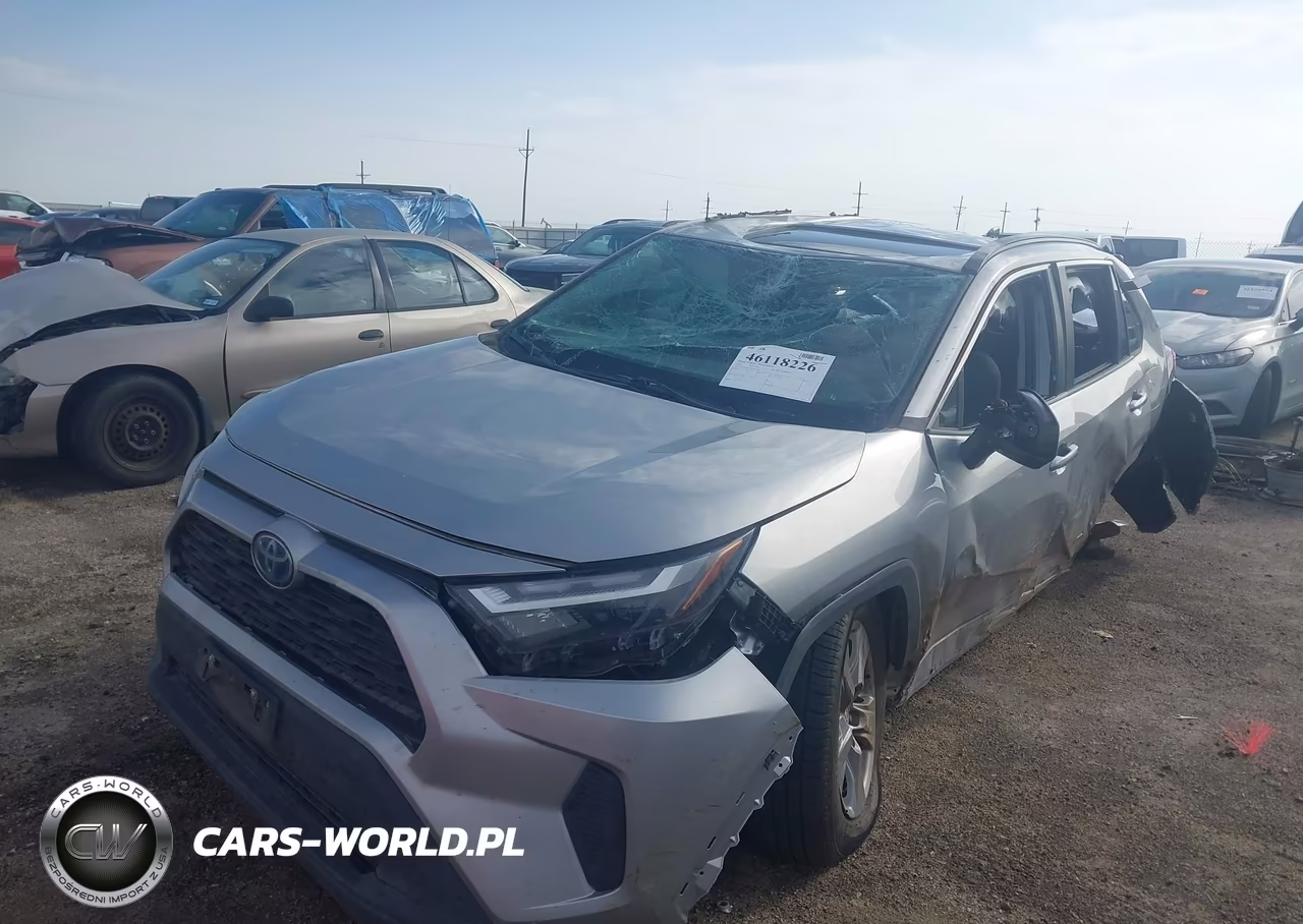 2022 Toyota Rav4 Hybrid Xle VIN:4T3RWRFV1NU070039 - 2