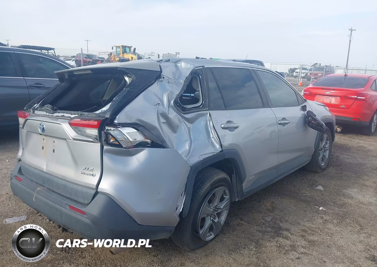 2022 Toyota Rav4 Hybrid Xle VIN:4T3RWRFV1NU070039 - 4