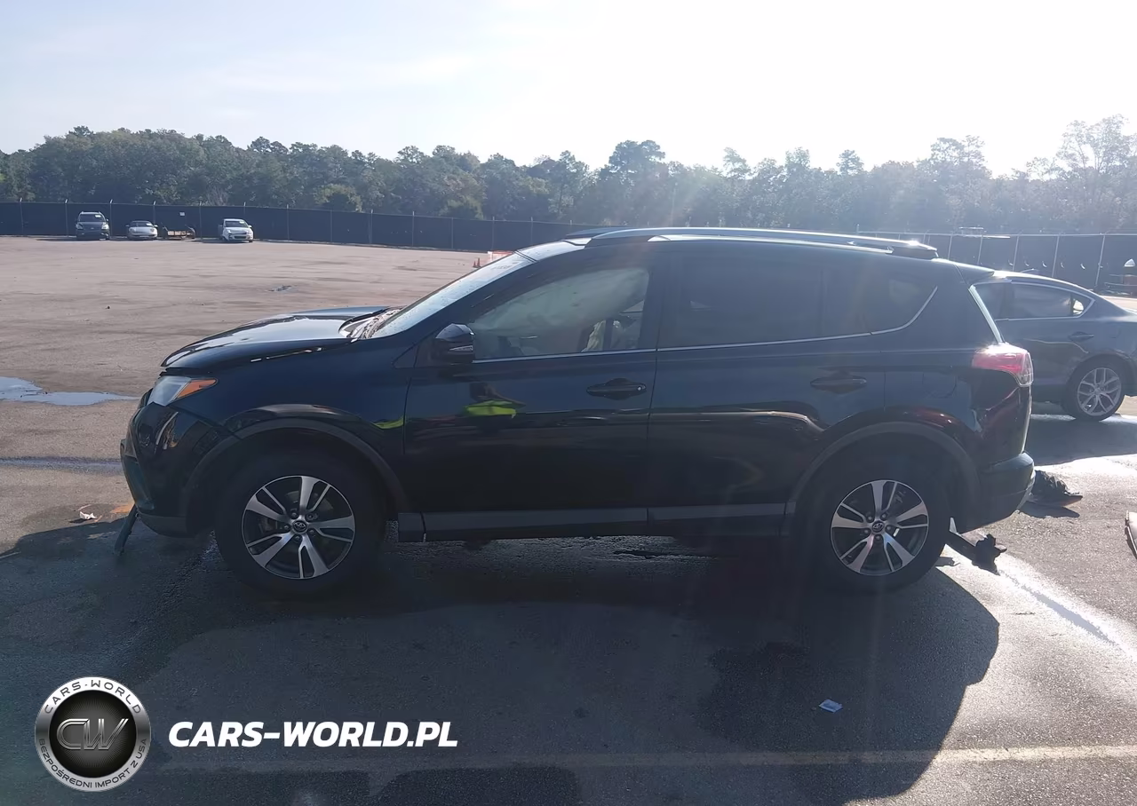 2018 Toyota Rav4 Xle VIN:JTMWFREV6JJ744098 - 14