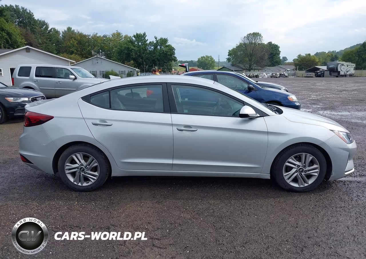 2020 Hyundai Elantra Sel VIN:5NPD84LF5LH534734 - 13