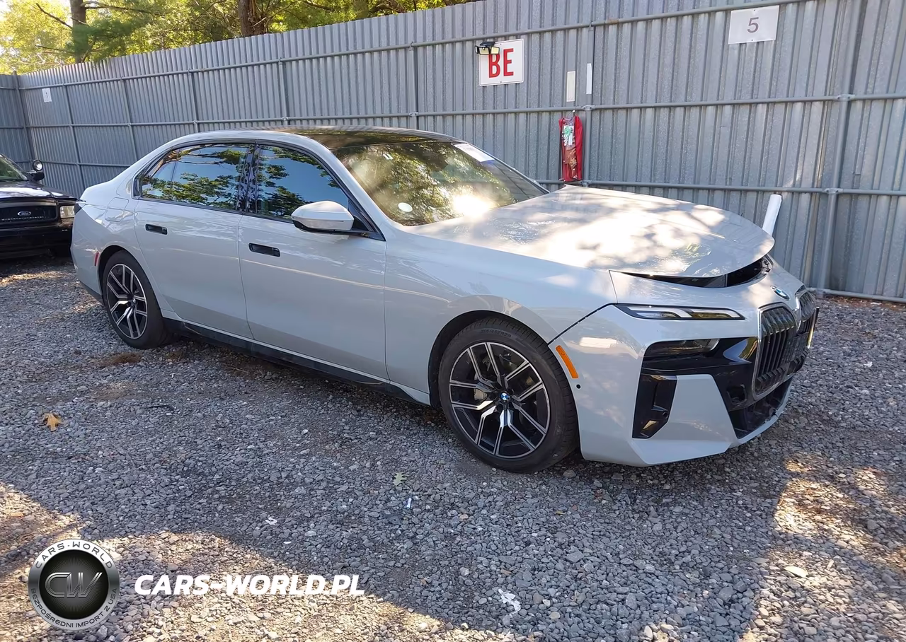 2026 BMW 740I xDrive