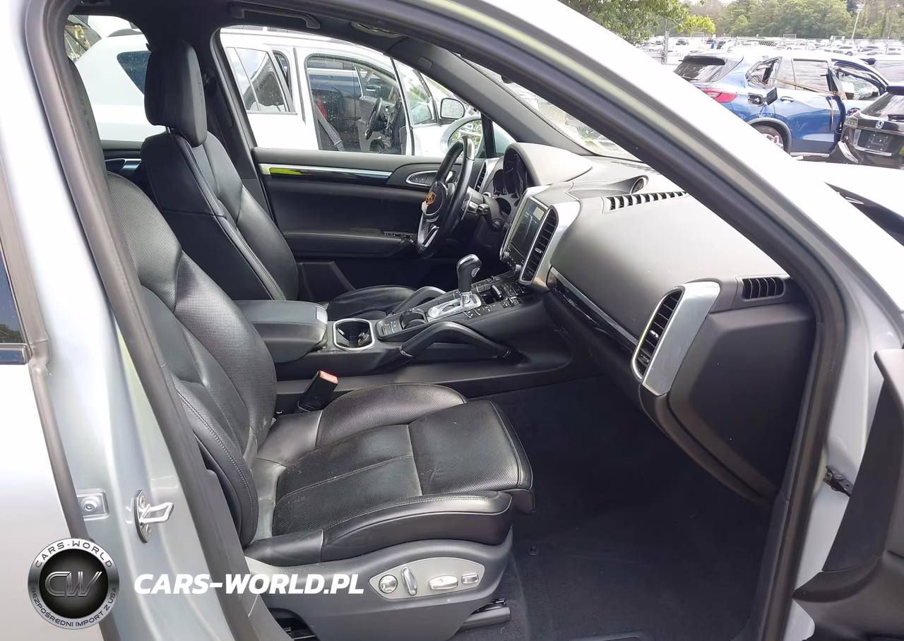 2017 Porsche Cayenne Platinum Edition VIN:WP1AA2A23HKA83760 - 5