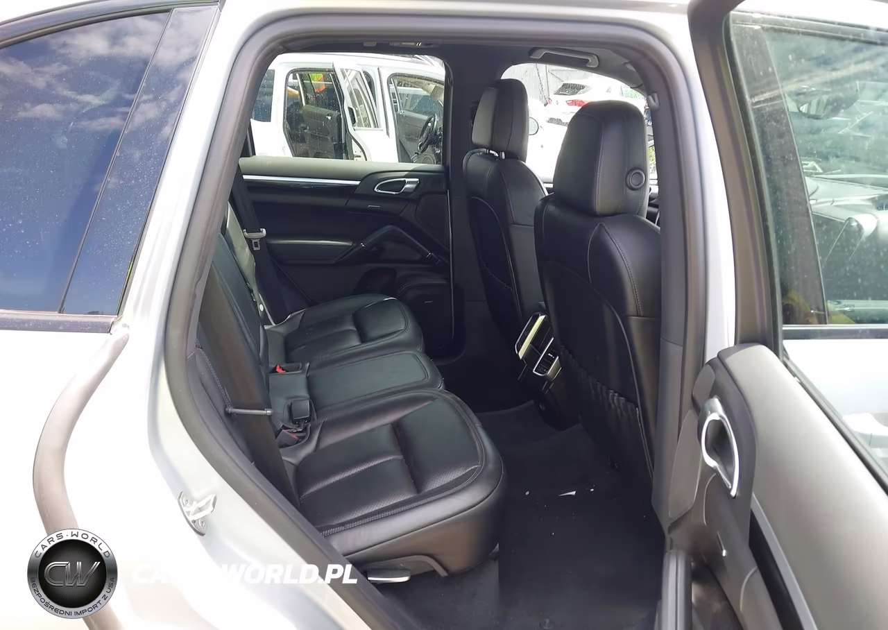 2017 Porsche Cayenne Platinum Edition VIN:WP1AA2A23HKA83760 - 8