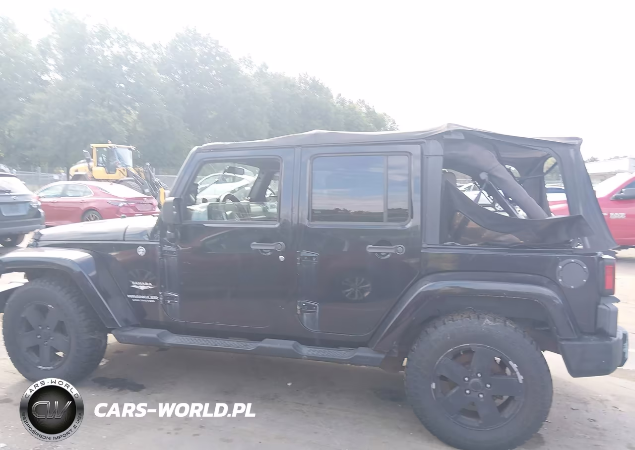 2008 Jeep Wrangler Unlimited Sahara VIN:1J4GA59168L600823 - 14