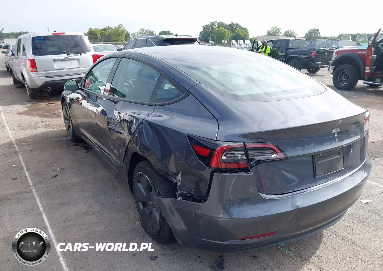 2023 Tesla Model 3 Rear-Wheel Drive VIN:5YJ3E1EA1PF692237 - 3