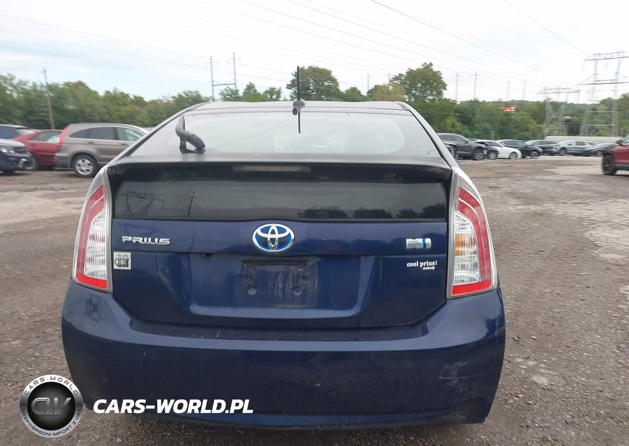 2012 Toyota Prius Three VIN:JTDKN3DU4C1599928 - 17