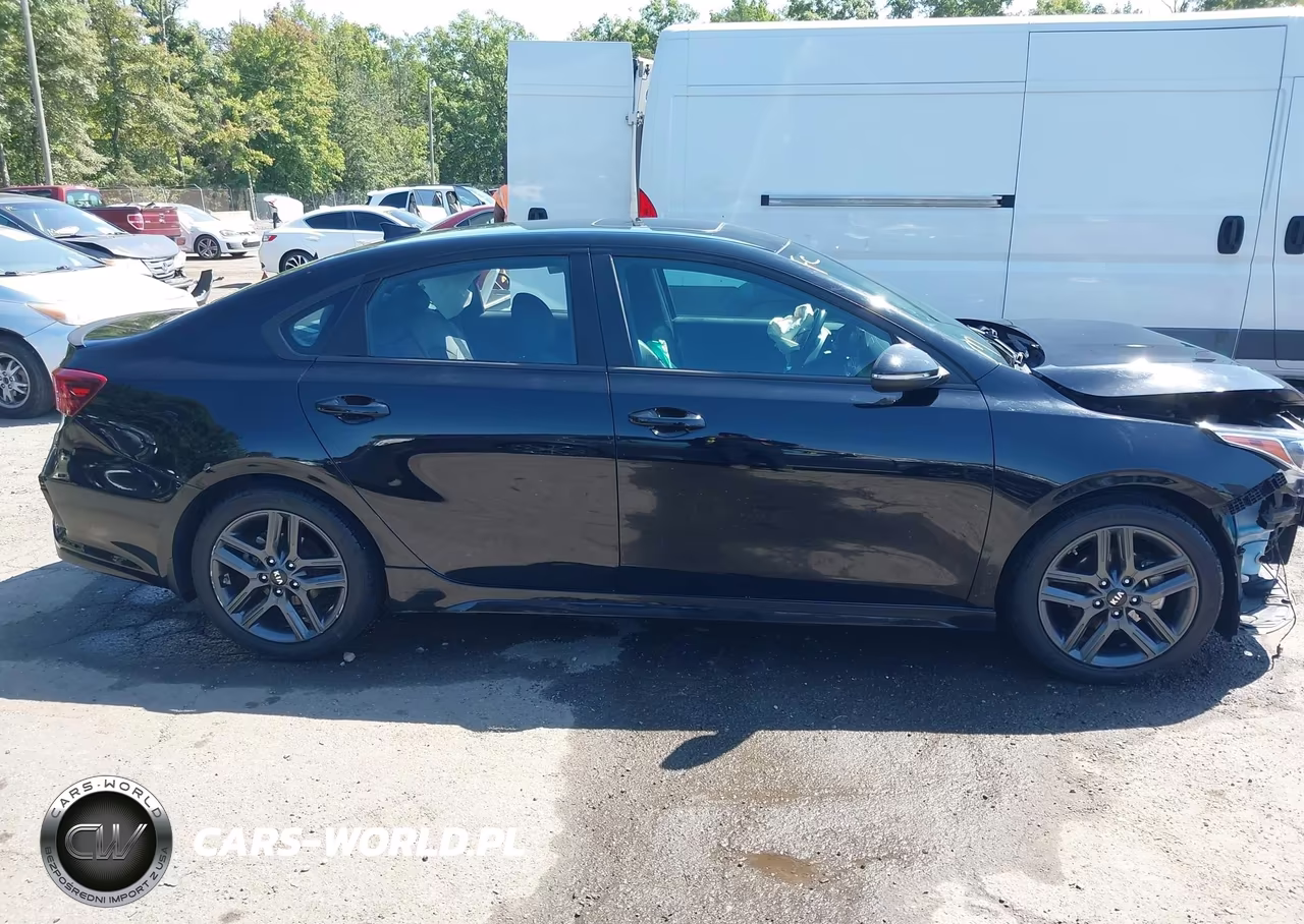 2020 Kia Forte Gt-Line VIN:3KPF34AD8LE256831 - 14