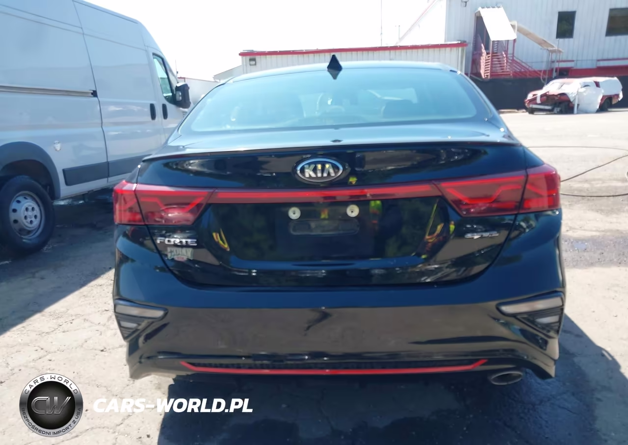 2020 Kia Forte Gt-Line VIN:3KPF34AD8LE256831 - 17