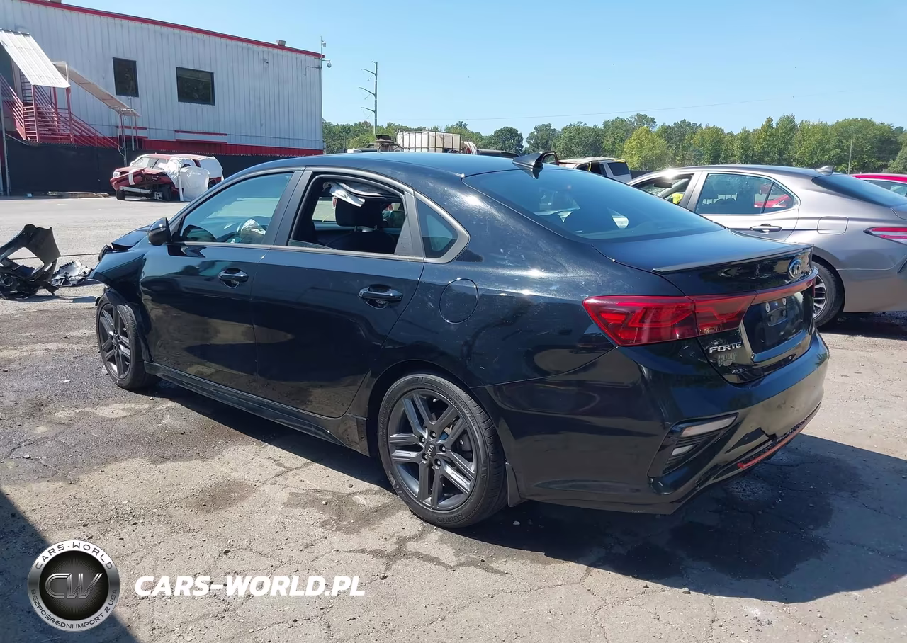 2020 Kia Forte Gt-Line VIN:3KPF34AD8LE256831 - 3