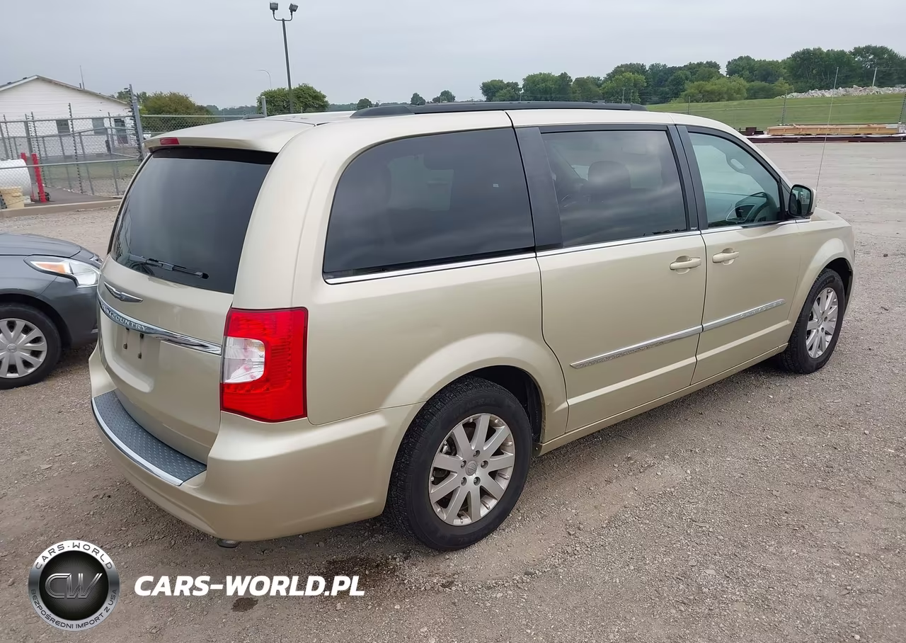 2011 Chrysler Town & Country VIN:2A4RR8DG1BR630499 - 4
