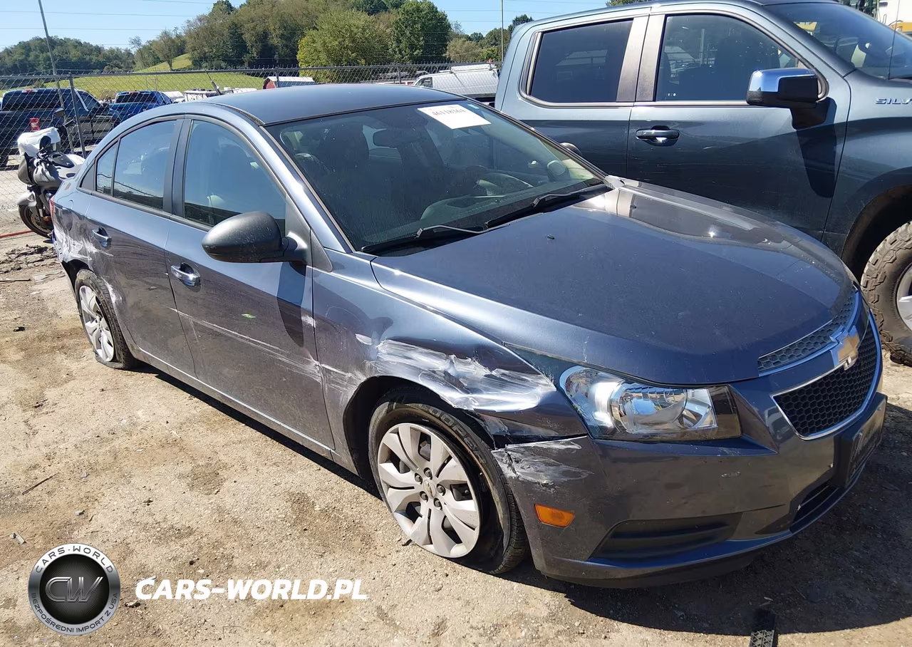 2013 Chevrolet Cruze Ls Auto