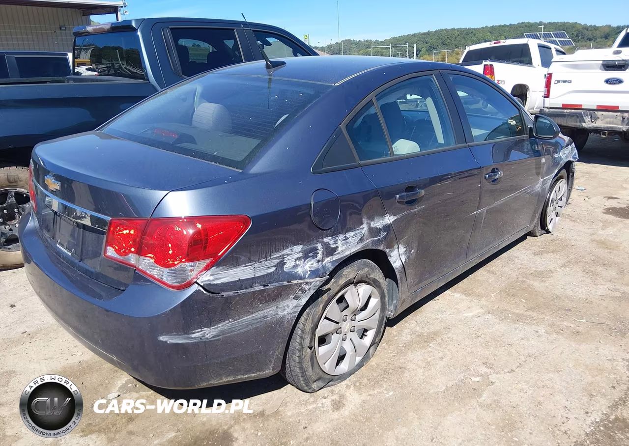 2013 Chevrolet Cruze Ls Auto VIN:1G1PA5SG3D7271496 - 4