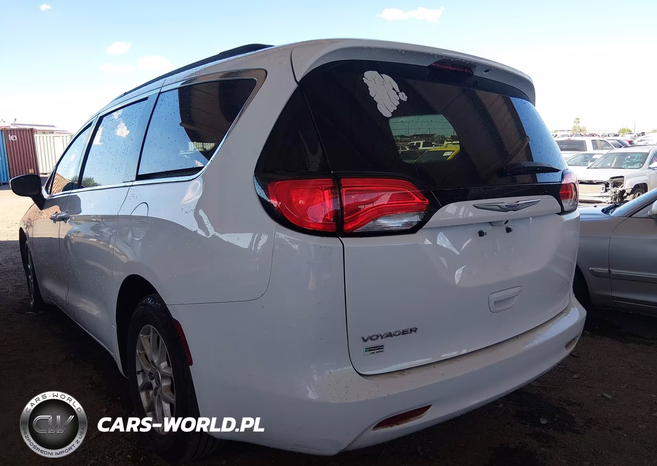 2020 Chrysler Voyager Lxi VIN:2C4RC1DG6LR182132 - 3