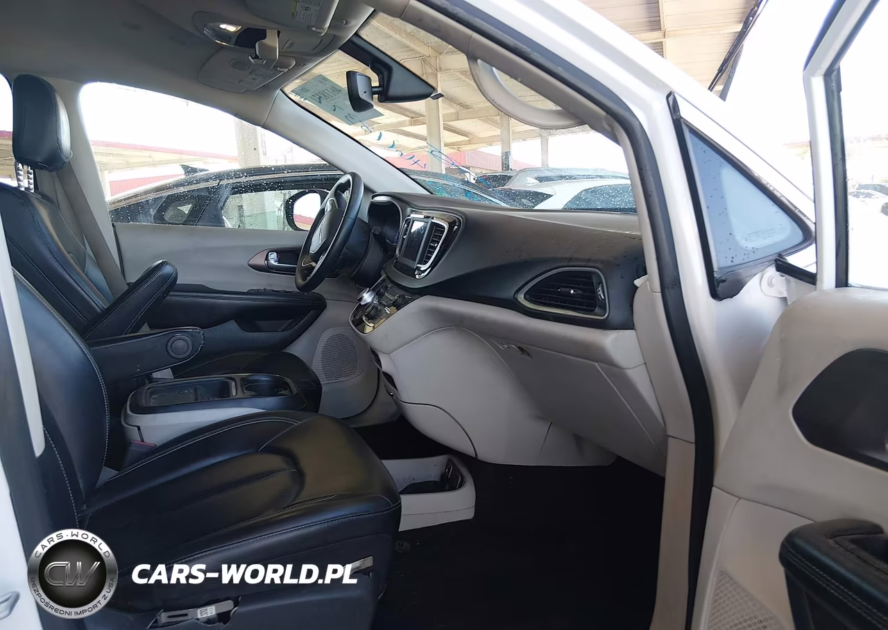 2020 Chrysler Voyager Lxi VIN:2C4RC1DG6LR182132 - 5