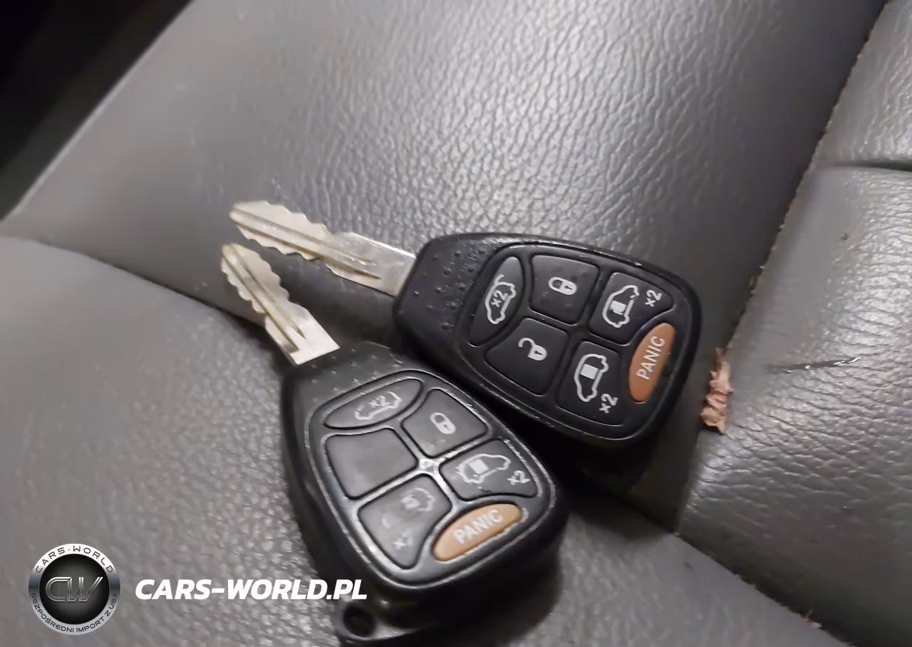 2006 Chrysler Town & Country Touring VIN:2A8GP54L96R632403 - 11