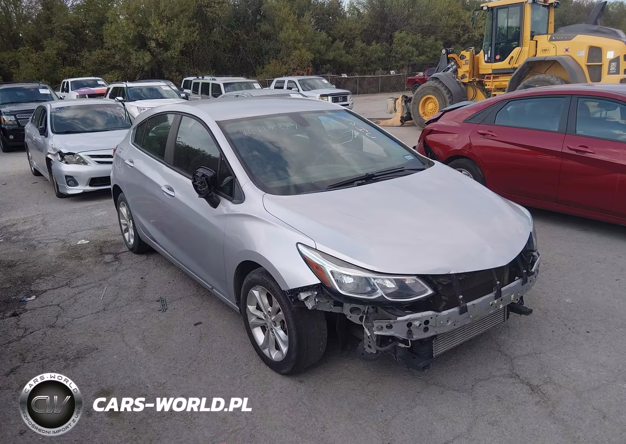 2019 Chevrolet Cruze Ls VIN:3G1BC6SM9KS546903 - 1