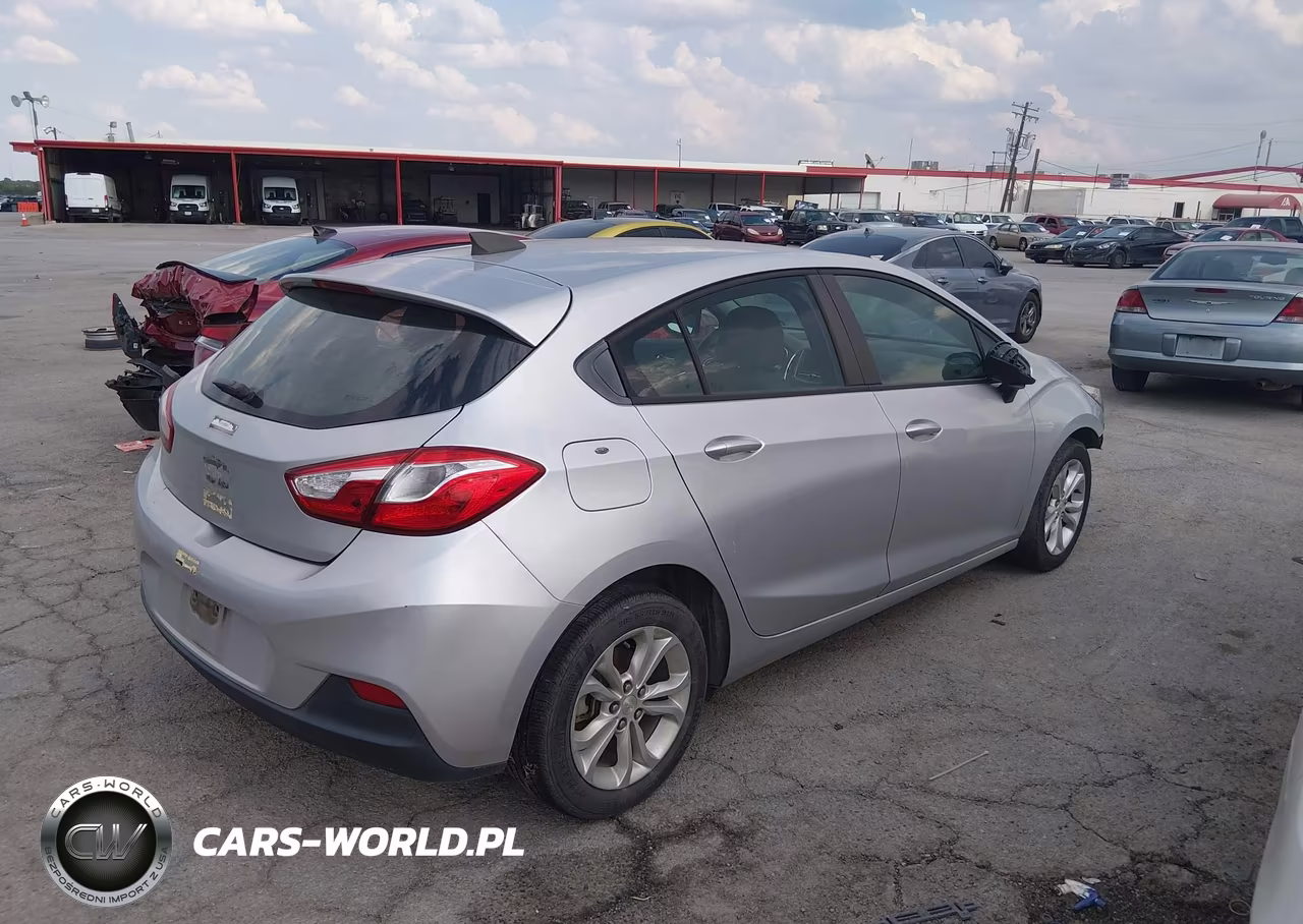 2019 Chevrolet Cruze Ls VIN:3G1BC6SM9KS546903 - 4
