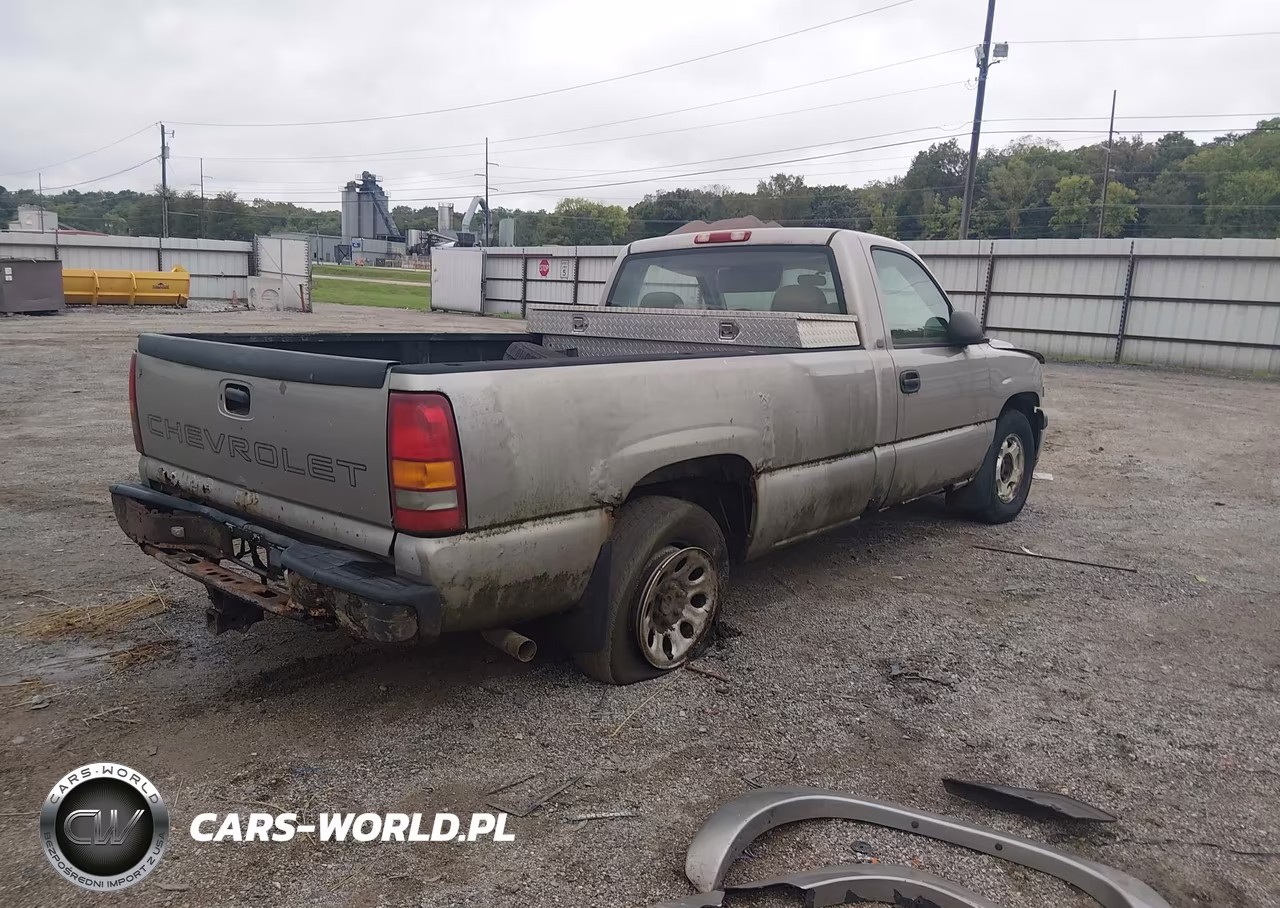 1999 Chevrolet Silverado 1500 VIN:1GCEC14W2XE174179 - 4
