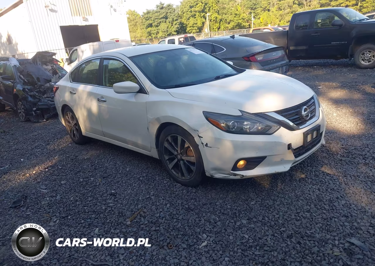 2017 Nissan Altima 2.5 Sr – zdjęcie 1 z 12