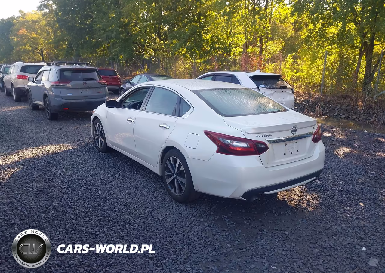 2017 Nissan Altima 2.5 Sr VIN:1N4AL3AP1HC232227 - 3