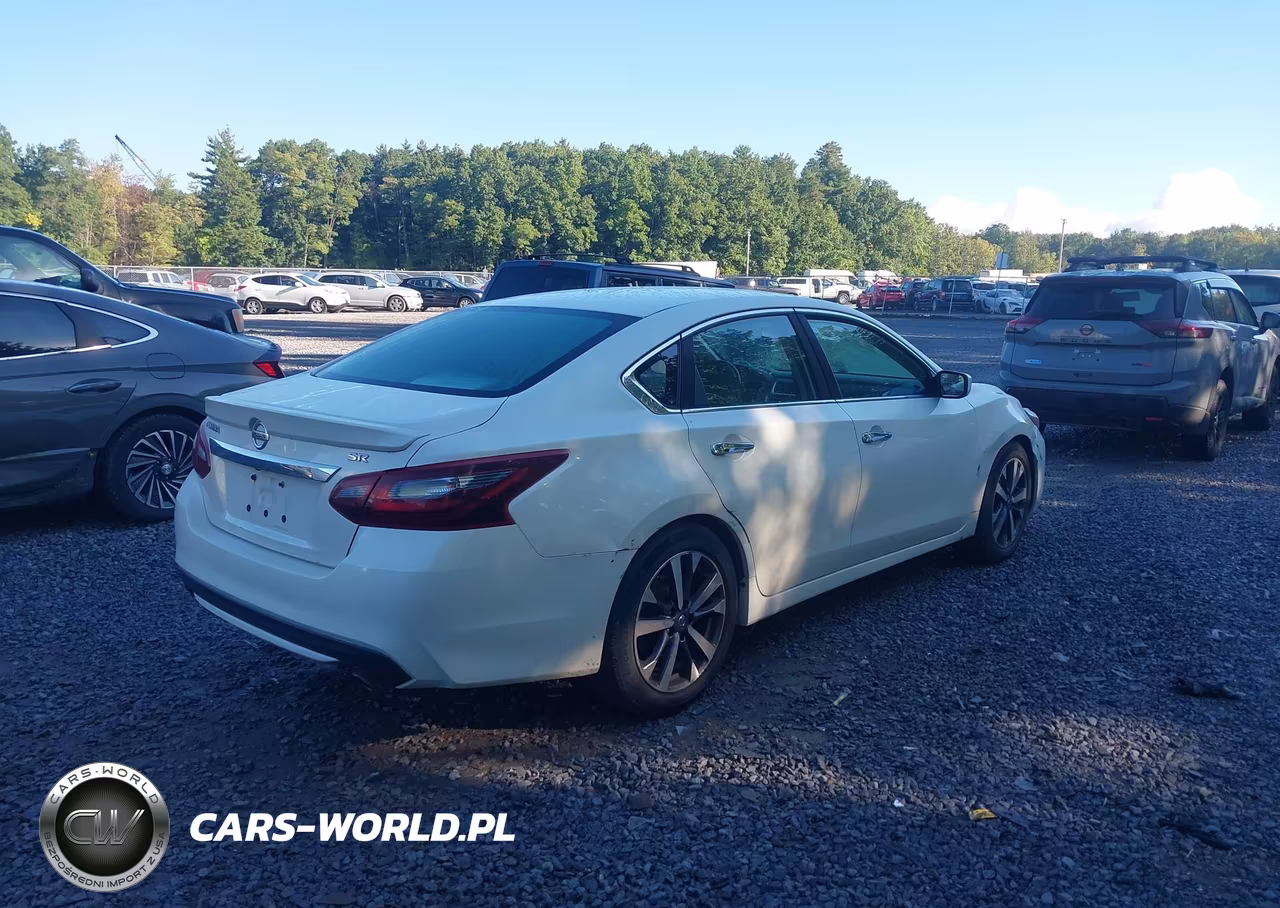 2017 Nissan Altima 2.5 Sr VIN:1N4AL3AP1HC232227 - 4