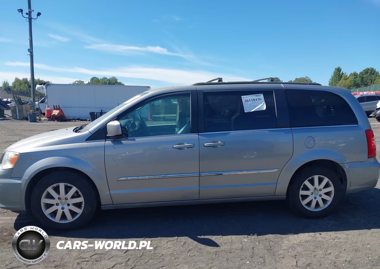 2016 Chrysler Town & Country Touring VIN:2C4RC1BG0GR207437 - 14