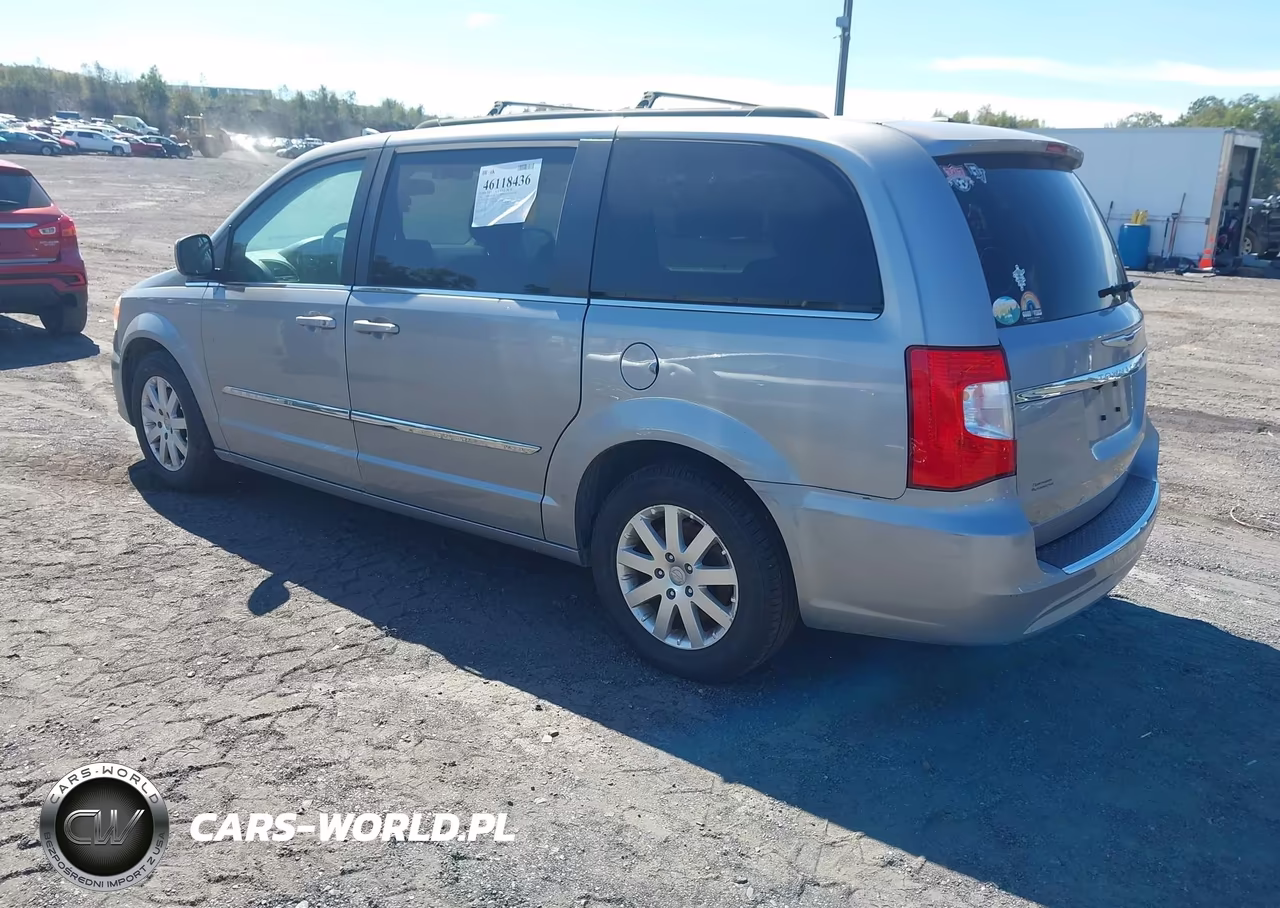 2016 Chrysler Town & Country Touring VIN:2C4RC1BG0GR207437 - 3