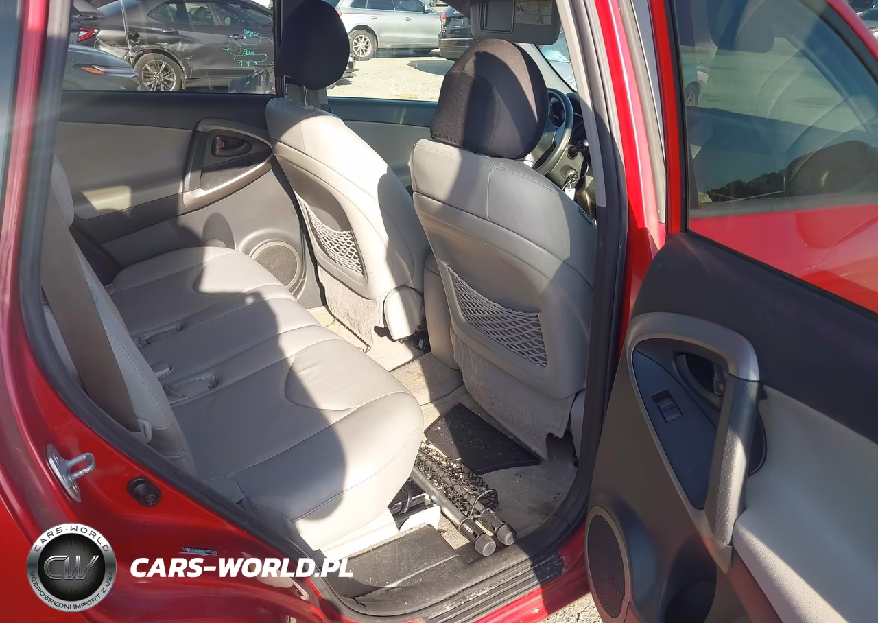 2007 Toyota Rav4 Limited V6 VIN:JTMBK31V376023682 - 8