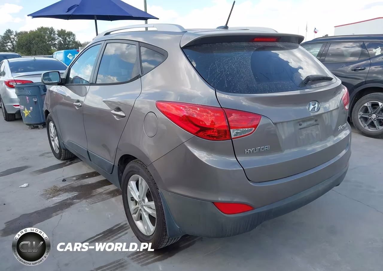 2011 Hyundai Tucson Gls VIN:KM8JU3ACXBU300817 - 3