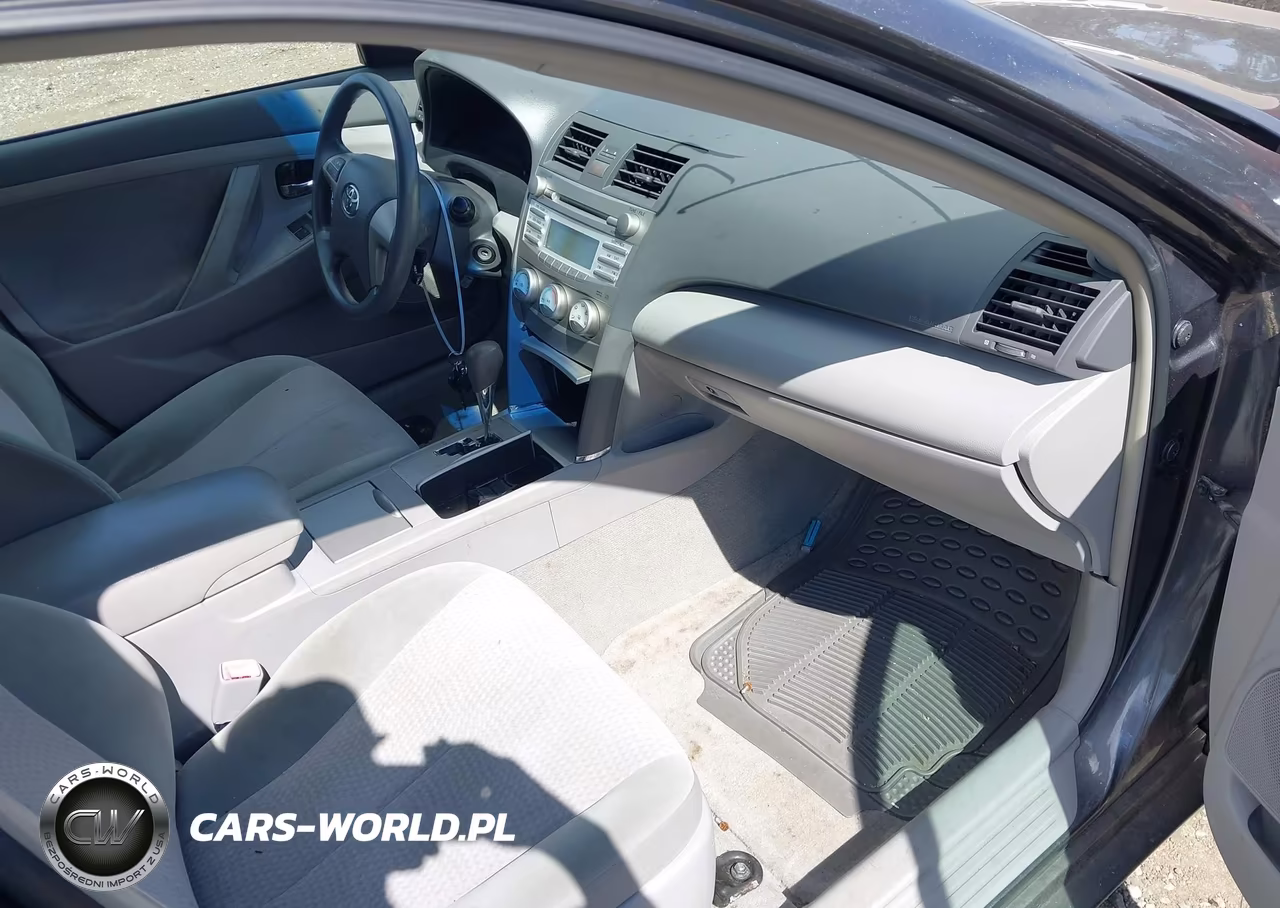 2010 Toyota Camry Le VIN:4T1BF3EK9AU538608 - 5