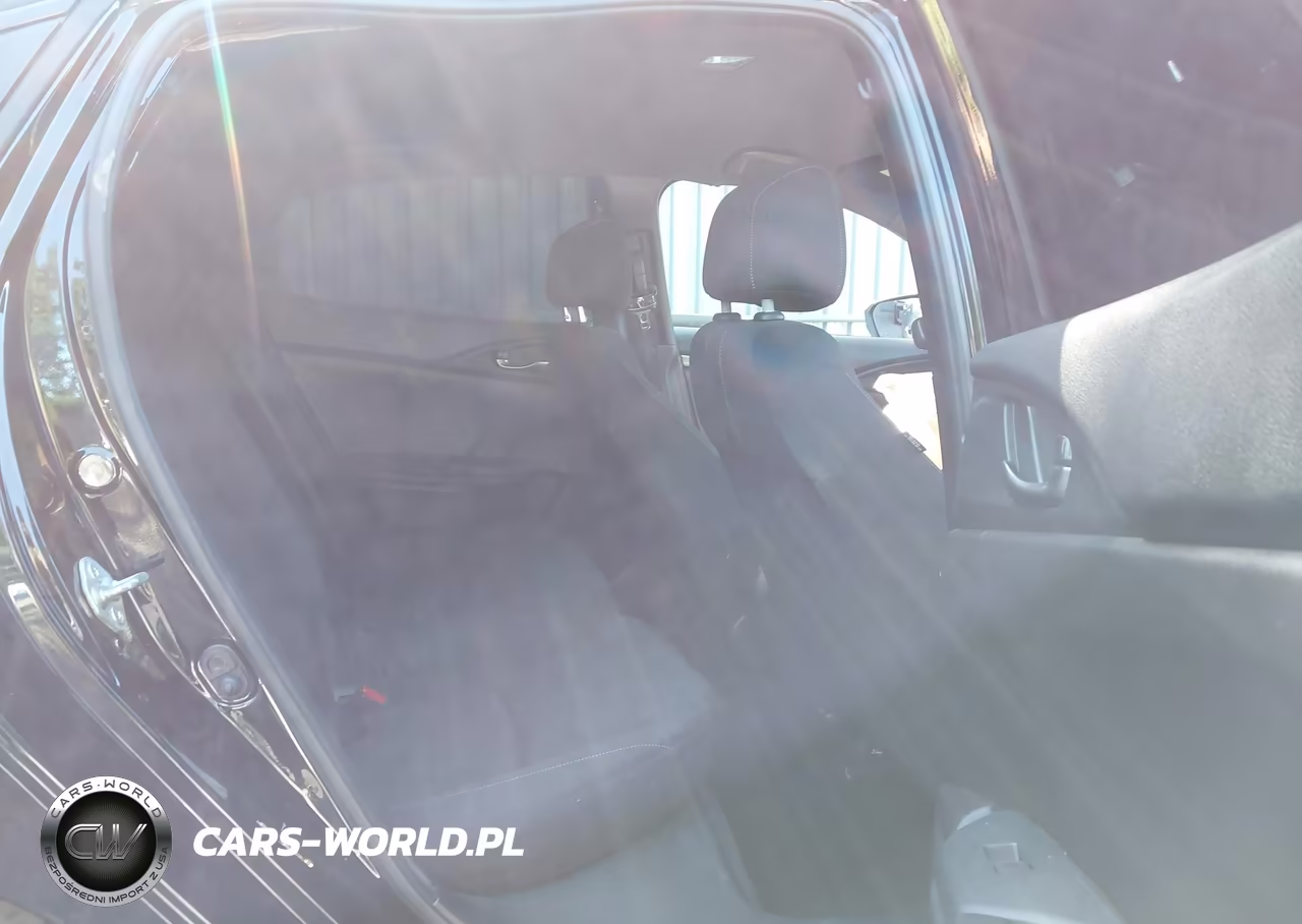 2018 Honda Civic Sport VIN:SHHFK7H41JU412467 - 8