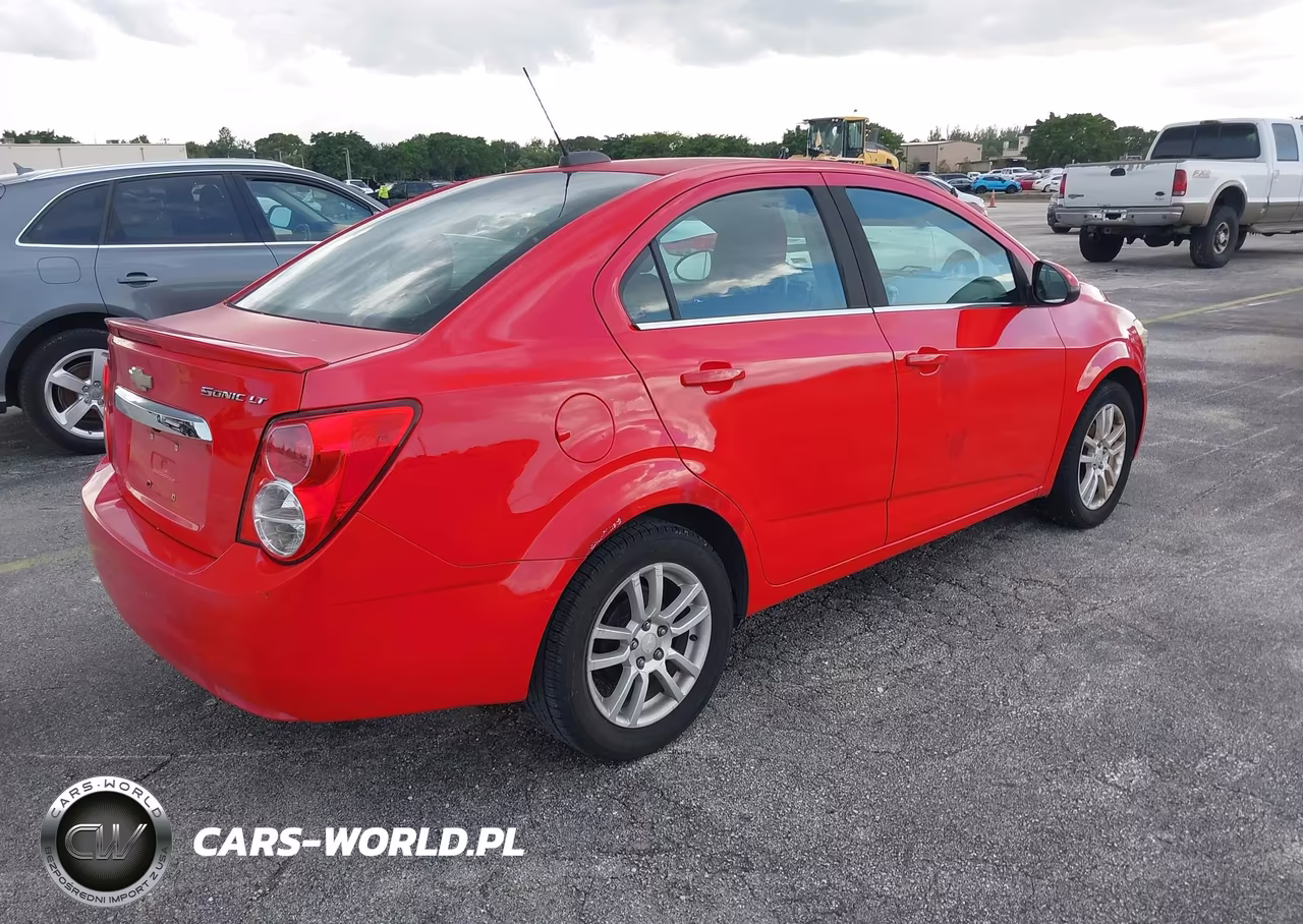 2015 Chevrolet Sonic Lt Auto VIN:1G1JC5SH6F4183636 - 4