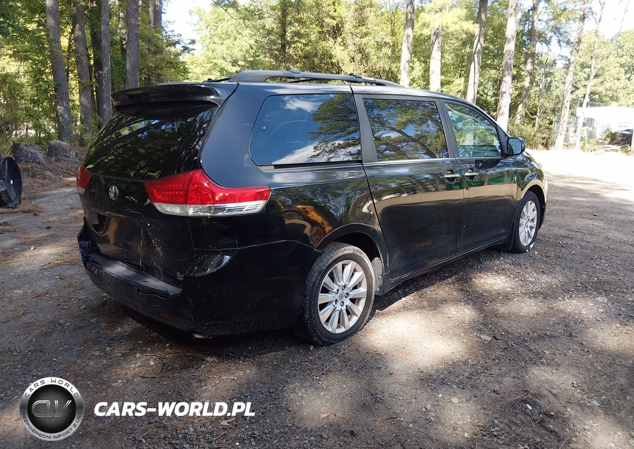 2014 Toyota Sienna Xle 7 Passenger VIN:5TDDK3DC2ES077877 - 4