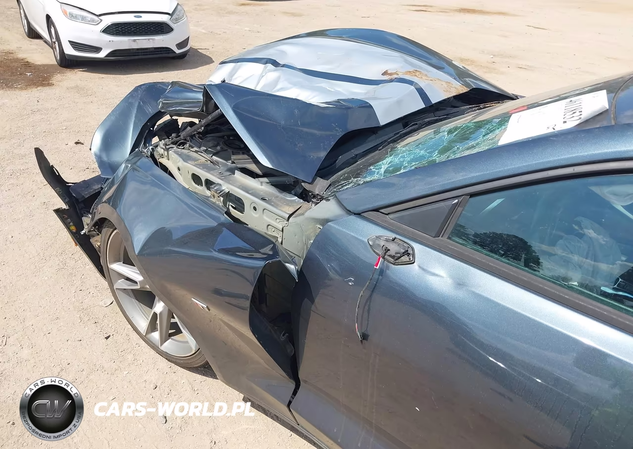 2019 Chevrolet Camaro 1Lt VIN:1G1FA1RSXK0157208 - 18