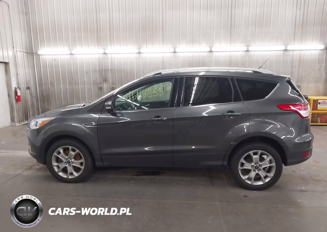 2016 Ford Escape Titanium VIN:1FMCU9J93GUC40984 - 14