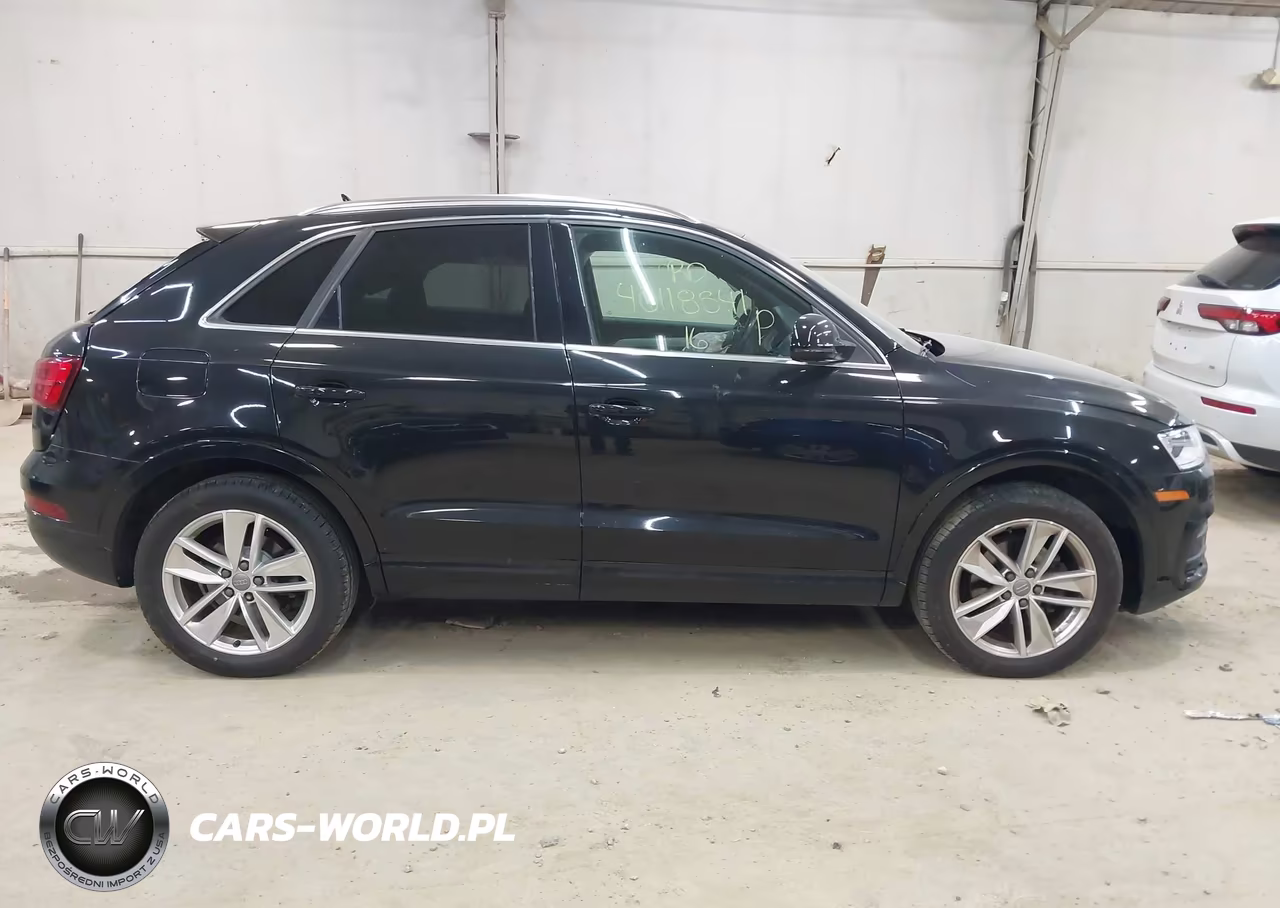 2016 Audi Q3 2.0T Premium Plus VIN:WA1EFCFS1GR019526 - 13