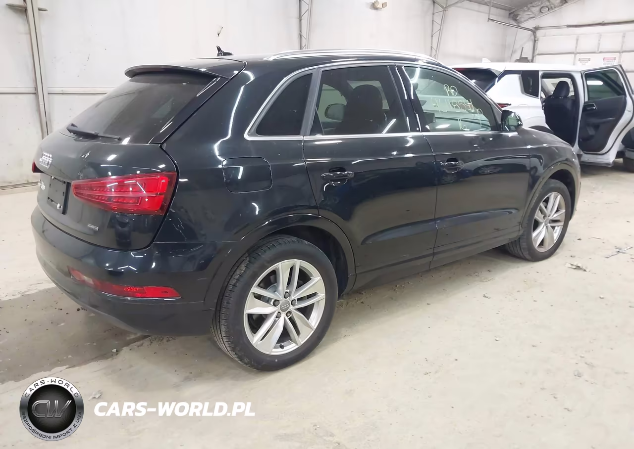 2016 Audi Q3 2.0T Premium Plus VIN:WA1EFCFS1GR019526 - 4