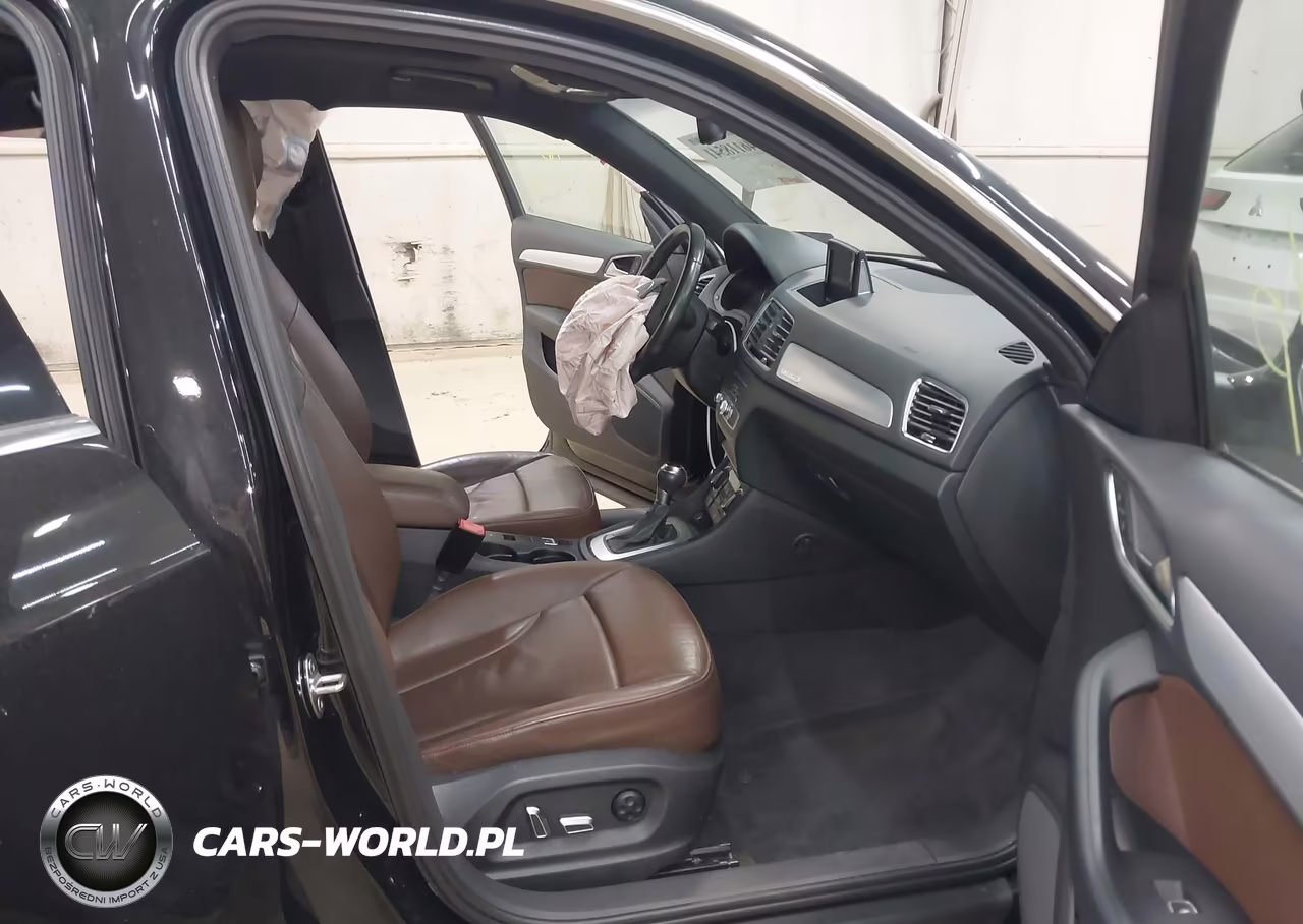 2016 Audi Q3 2.0T Premium Plus VIN:WA1EFCFS1GR019526 - 5