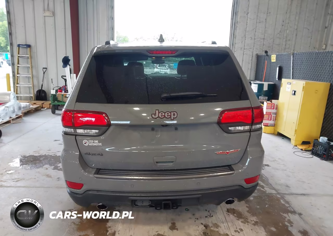2021 Jeep Grand Cherokee Trailhawk 4X4 VIN:1C4RJFLG4MC700172 - 17