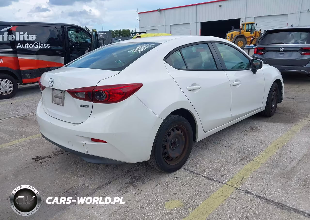 2015 Mazda Mazda3 I Sport VIN:3MZBM1U78FM146028 - 4