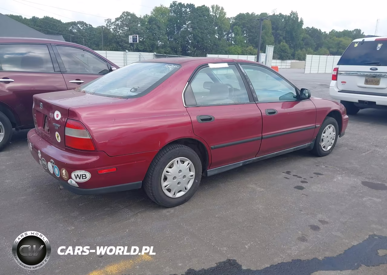 1995 Honda Accord Dx VIN:1HGCD5525SA165839 - 4