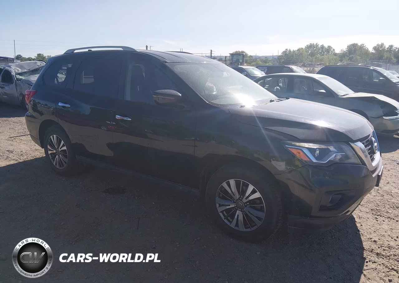 2019 Nissan Pathfinder Sv